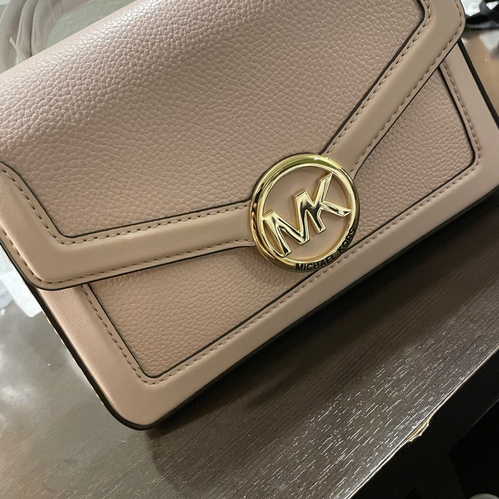 Jesse Small Pebbled Leather Shoulder bag.